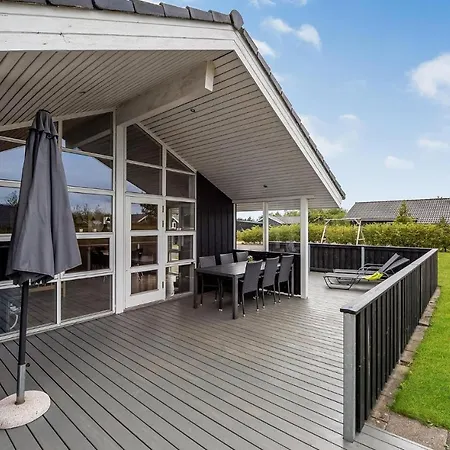 Holiday home 3 Bedroom Cozy In
