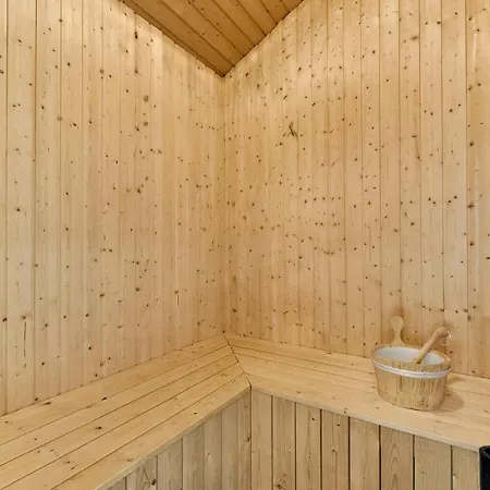 Сasa de vacaciones 3 Bedroom Cozy In Hemmet