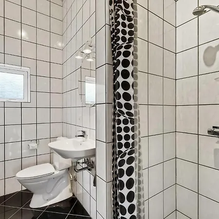 3 Bedroom Cozy In * Hemmet
